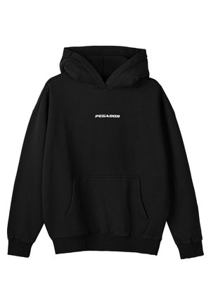 Zwarte oversized hoodie met een kangeroezak aan de voorkant en wit "PEGADOR" logo gecentreerd op de borst, voorzien van een grote capuchon en geribbelde manchetten.