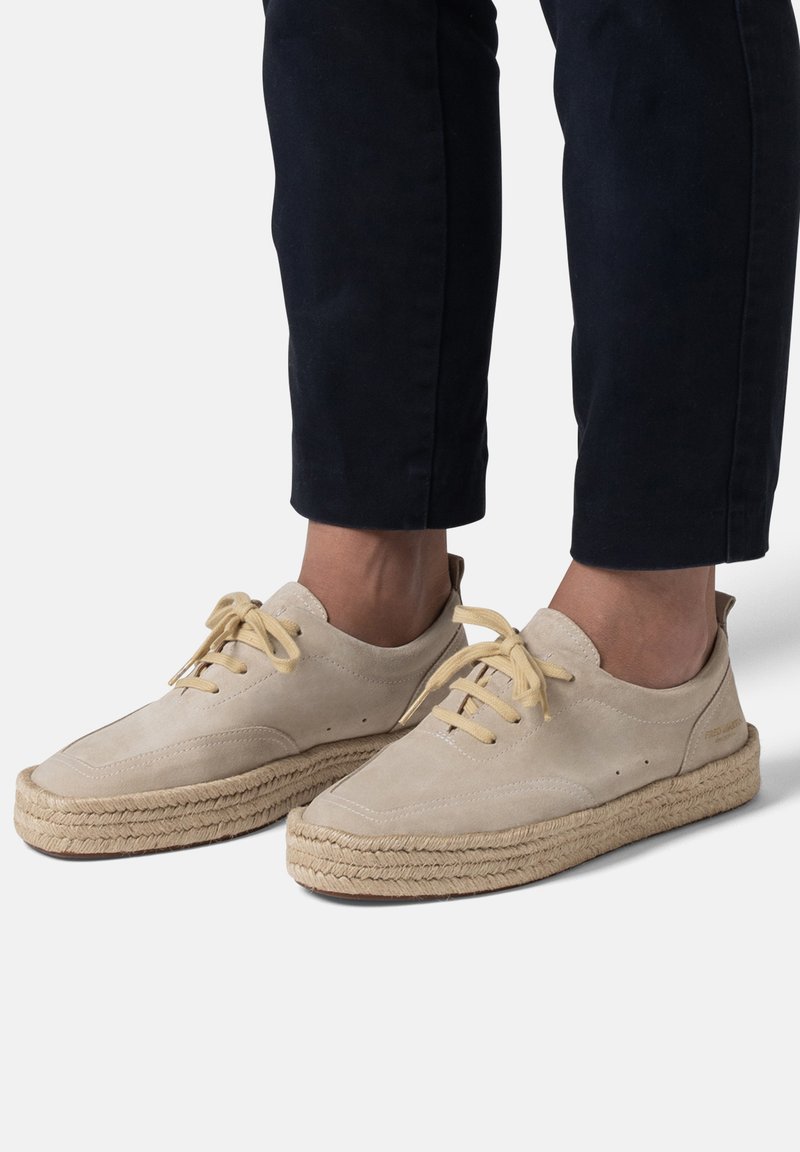 FRED MARTIN COLLECTION MYKONOS - Espadrillas - cappuccino suede