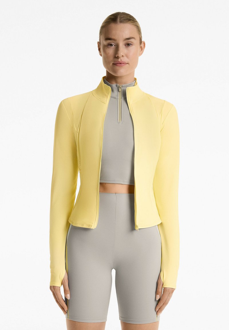 OYSHO - COLD-TOUCH TECHNICAL - Trainingsjacke - yellow, Vergrößern