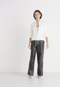 PARFOIS CARDIGAN ESSENTIALS  - Cardigan - off white