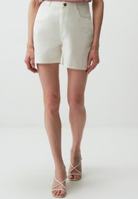 Jimmy Key HIGH WAIST - Short en jean - ecru