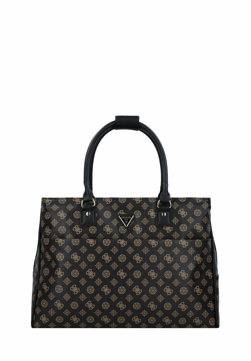 Zwarte synthetische tote bag met gouden patroon, dubbele bovenhandvatten en decoratieve hardware. Gestructureerd ontwerp met buitenzakken.