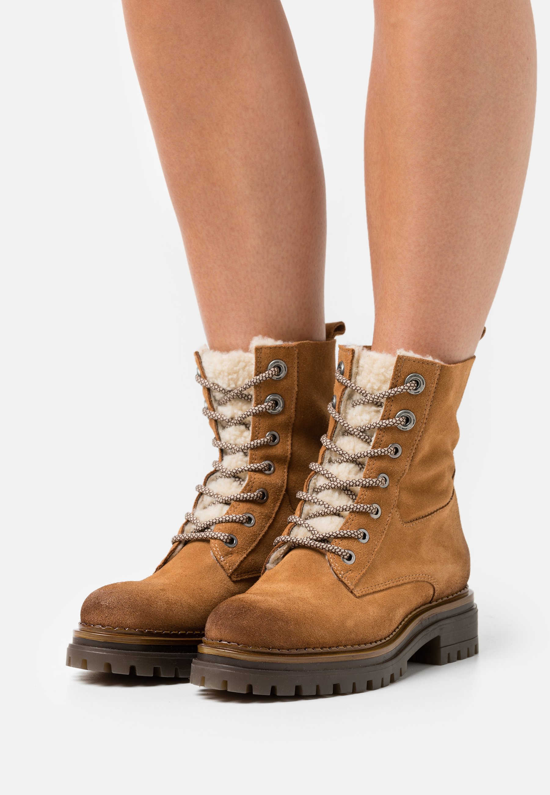 camel boots uk