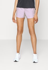 Nike Performance 10K SHORT - Urheilushortsit - doll/sesame/white