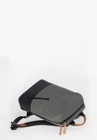 Aunts & Uncles HAMAMATSU - Zaino - gravity grey