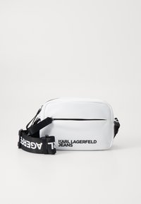 Unausgewählt, white