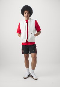 Puma AC MILAN CASUALS SHORTS - Fanartikel - black/for all time red