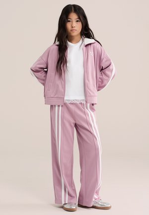 WE Fashion, Sweatjacke - malve