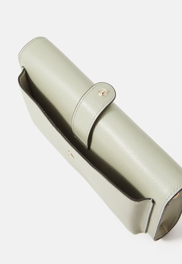 CAMELIA CHAIN WALLET - Cross body bag - light salvia2