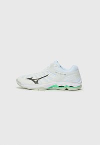 Unselected, white/black/frozen emerald