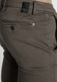 Replay Chino - grey