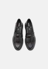 Geox D WALK PLEASURE - Scarpe senza lacci - black