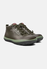 Camper PEU PISTA - Zapatillas altas - dunkelgrün