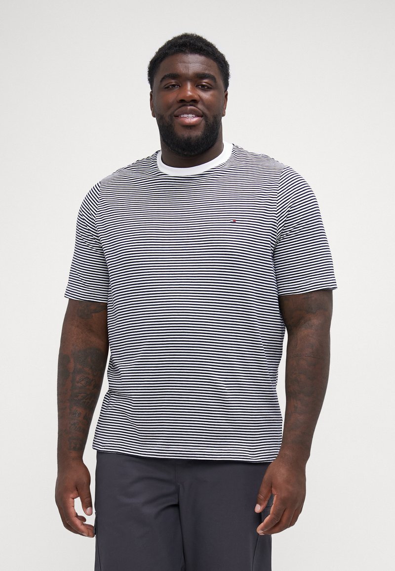 Tommy Hilfiger ESSENTIAL SOLID TEE - Basic T-shirt - white/desert sky