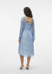 Vero Moda SMILLA LANGES  - Denní šaty - snow white
