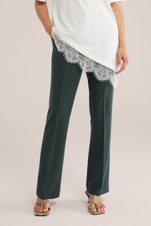 WE Fashion, Nohavice - green