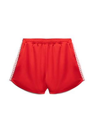 Shorts - red