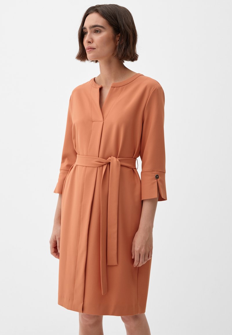 s.Oliver BLACK LABEL Freizeitkleid - bernstein