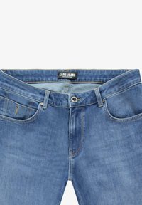 Blauwe spijkerbroeken met rechte pijpen, ontwerp met vijf zakken, messing hardware, en een label met de tekst "CARS JEANS" op de tailleband.