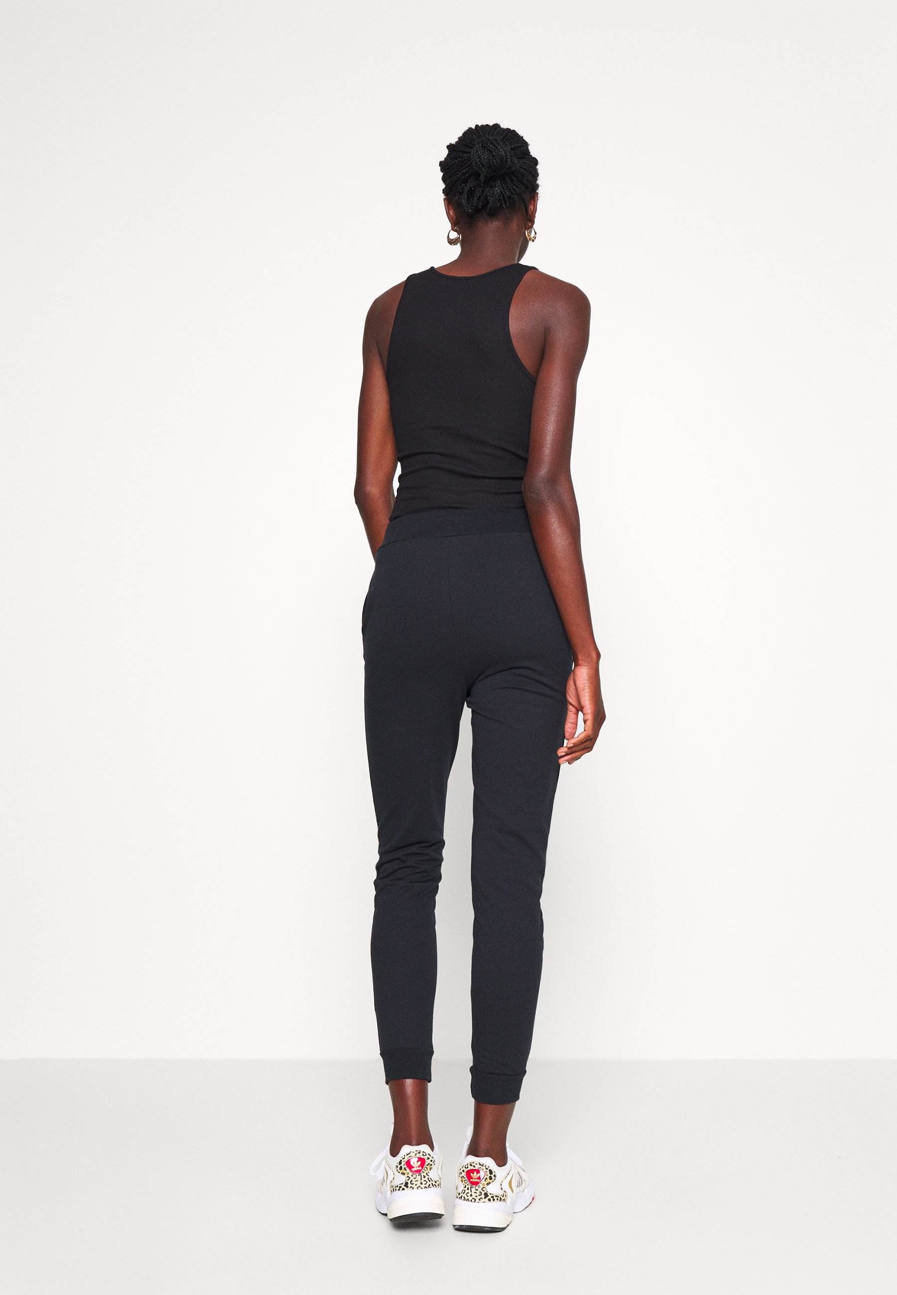 Even\u0026Odd Tall SLIM FIT JOGGERS - Trainingsbroek - black/Zwart - Zalando.nl