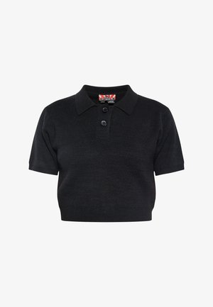 Czarna koszulka polo z krótkim rękawem, wykonana z dzianiny, z kołnierzykiem z założonym brzegiem i trójprzyciskowym zapięciem. Prosty i dopasowany krój.