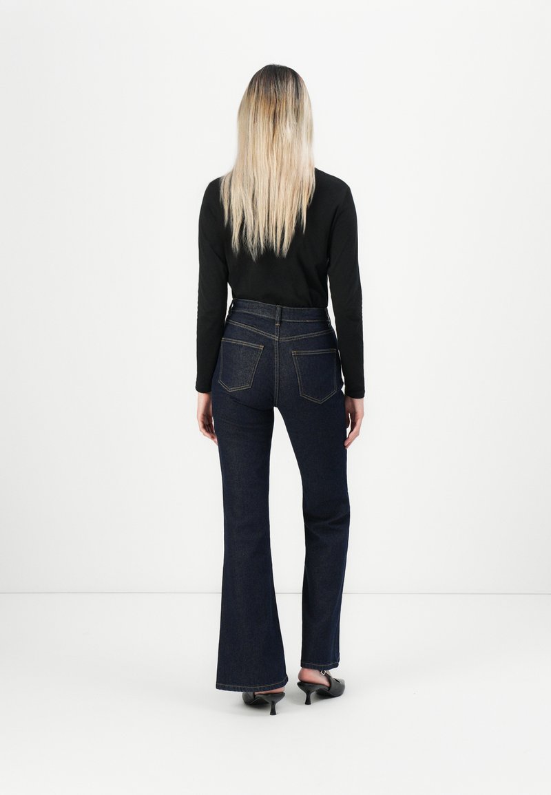 ONLY ONLJUICY HW - Straight leg jeans - medium blue denim detail:tint