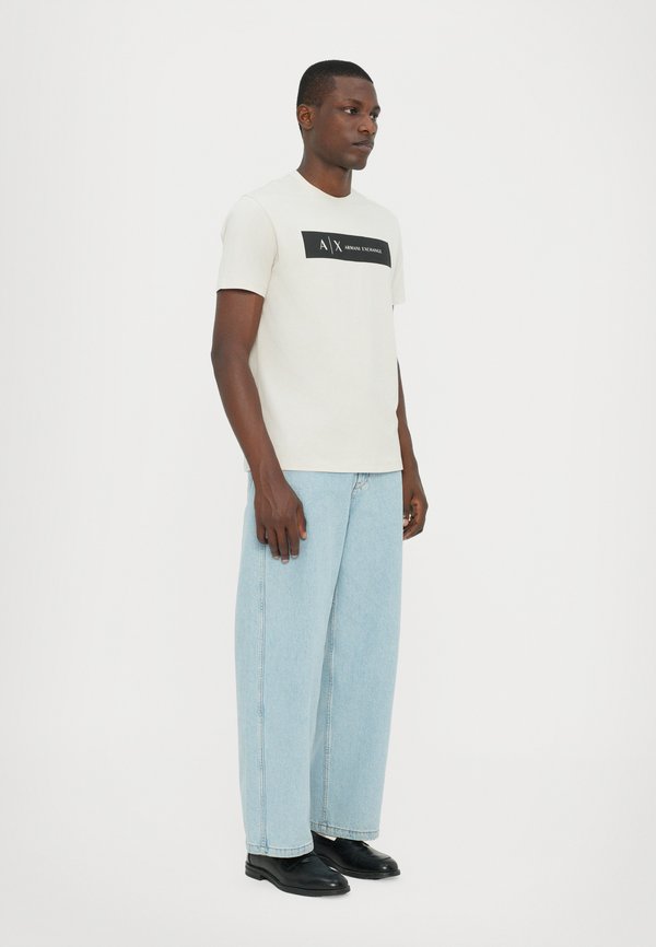 Print T-shirt - wind chime3