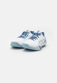 ASICS SKY ELITE - Volleyball shoes - white/dolphin grey