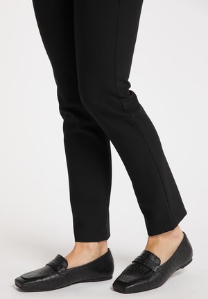 Pantofi slip-on - schwarz krokodil
