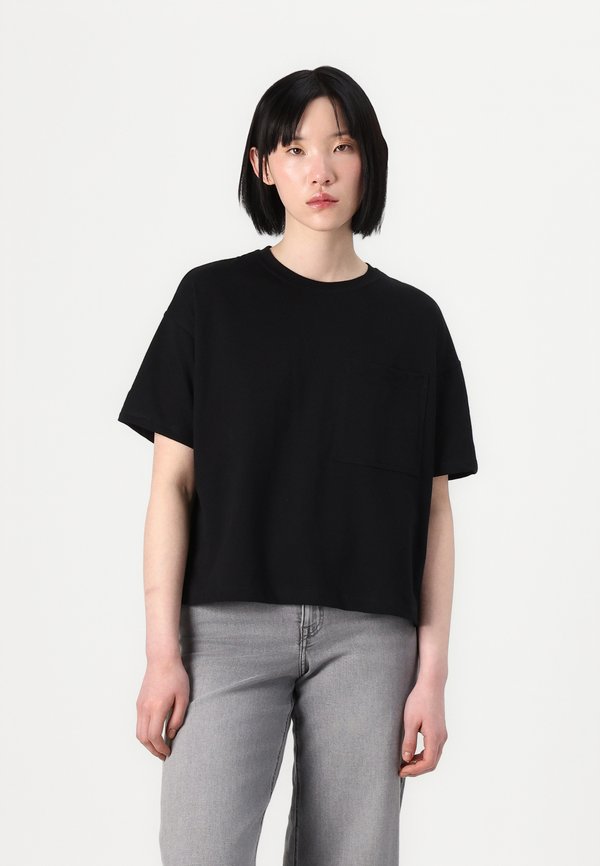 PENDING - Basic T-shirt