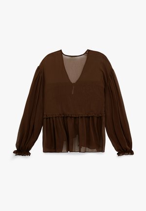 Blusa marrón transparente con mangas largas, escote en V y cintura con volantes. Presenta puños elásticos y un dobladillo en capas para mayor textura.