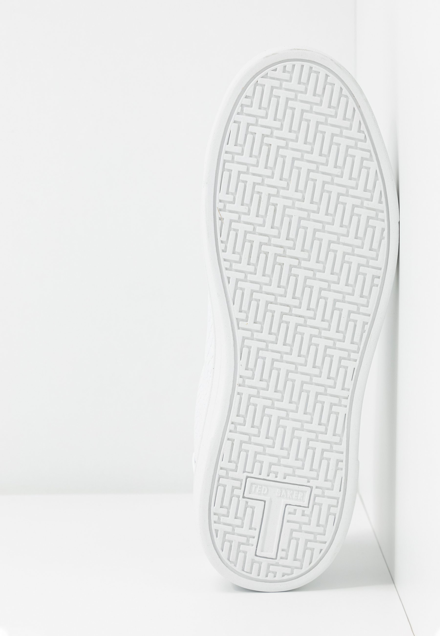 ted baker zennco trainers