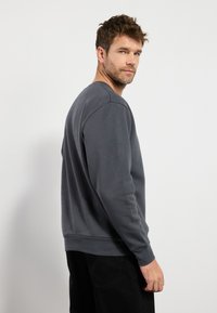 Pier One - Bluza