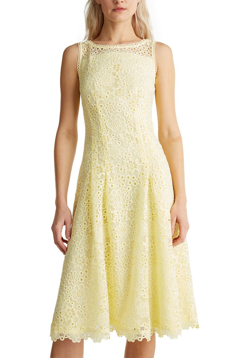 Esprit Collection Kleid Aus Floraler Spitze Cocktailkleid Festliches Lime Yellow Gelb Zalando De 