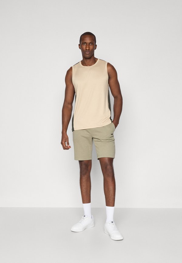 ESSENTIAL SWEATSHORTS - Sports shorts - vetiver2