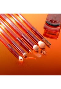 Real Techniques SOLAR POWER MOLTEN METALLIC EYE SET - Kwastenset