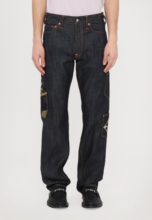 MULTI POCKET  BROCADE PATCH - Jean droit - indigo