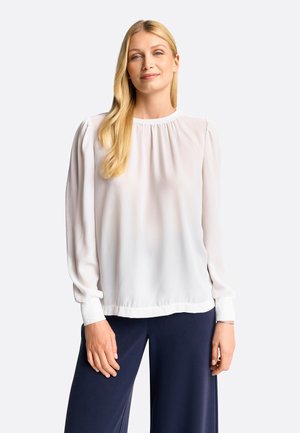 MIT DEZENTEN RAFFUNGEN - Blus - pearl white