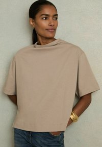 Reiss OLIVIA - Pamata T-krekls - neutral
