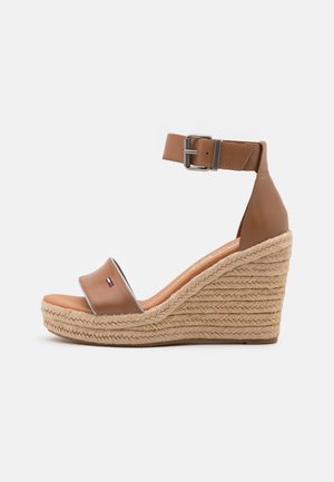 Sandalen met hoge hak - cognac