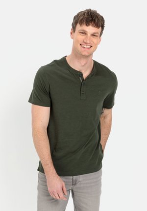 HENLEY KURZARM - T-shirts basic - leaf green