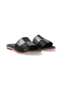 Sorte læder slide sandaler med en metalisk sølv accent rem, åben tå design og flad brun sål. Glat tekstur hele vejen igennem.