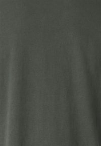 DRYKORN RAPHAEL - Jednoduché tričko - grey