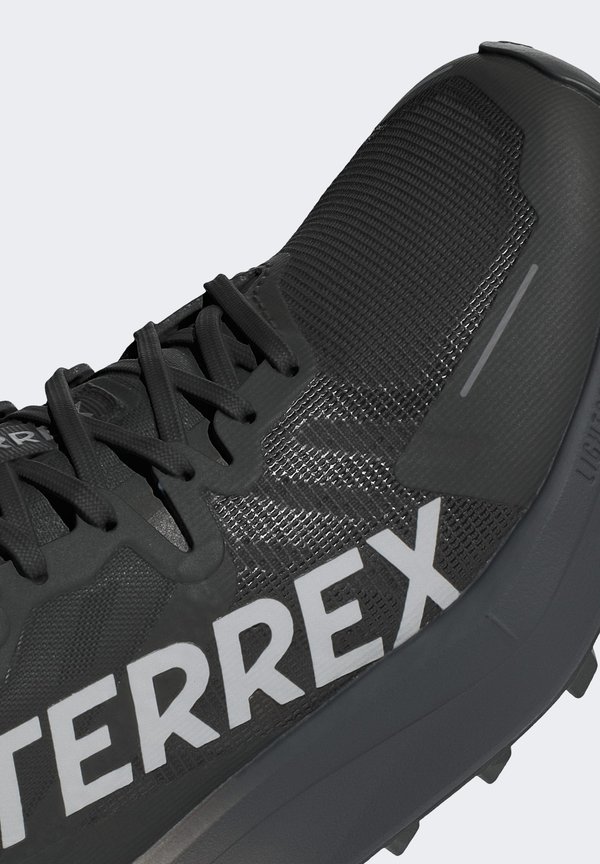 AGRAVIC 3 - Trail running shoes2