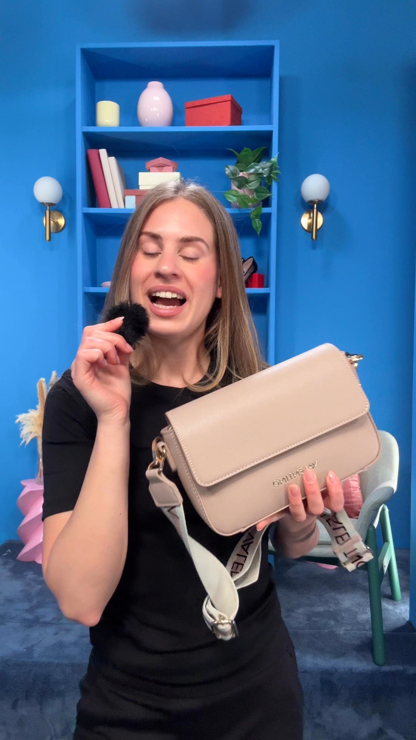 【OUTLET】SOLID MINIFAT 5.6 Purple Valentino Bags RE - Geantă crossbody - beige/bej - Zalando.ro