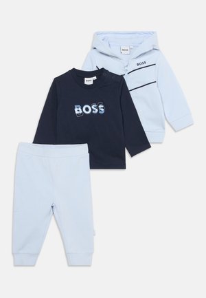 BOSS Kidswear, TROUSERS BABY SET - Блуза с дълги ръкави - pale blue
