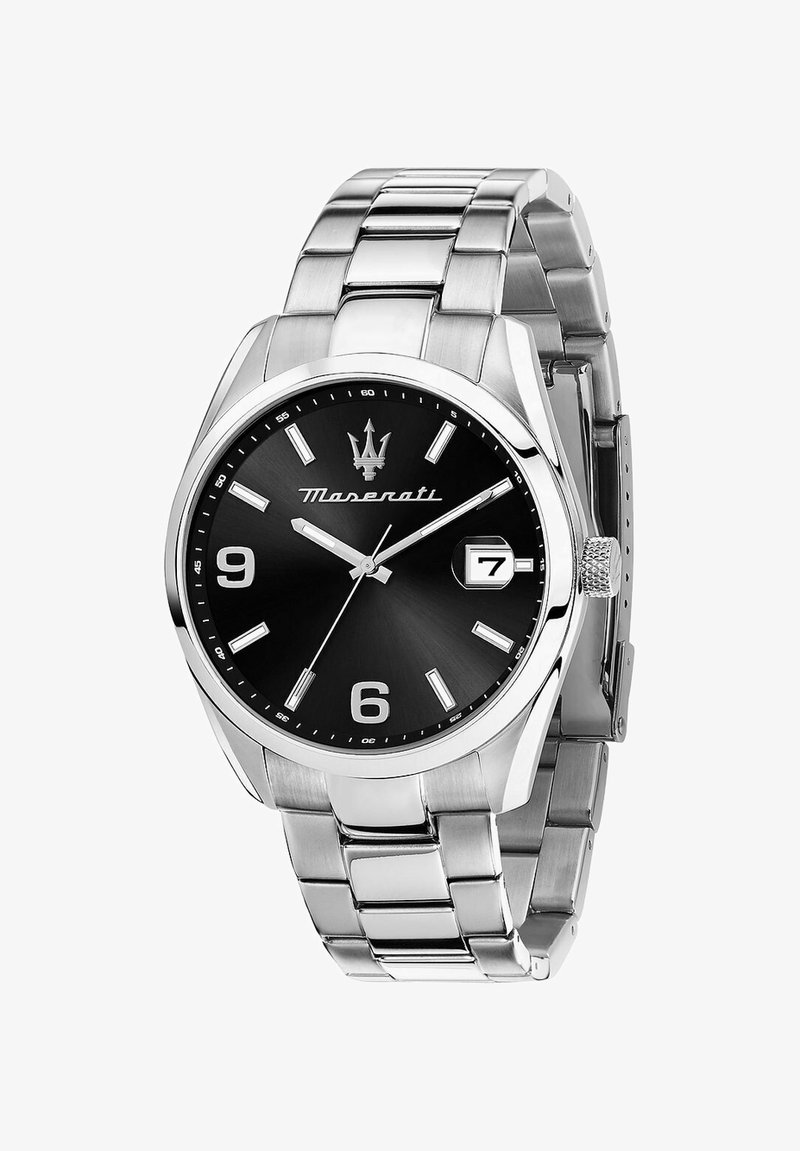 Zilveren roestvrijstalen horloge met een zwarte wijzerplaat, zilveren uuraanduidingen en een datumschaal. Voorzien van een metalen schakelarmband en een lunette met een logo.