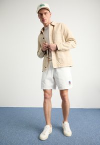 adidas Originals Šortky - cloud white