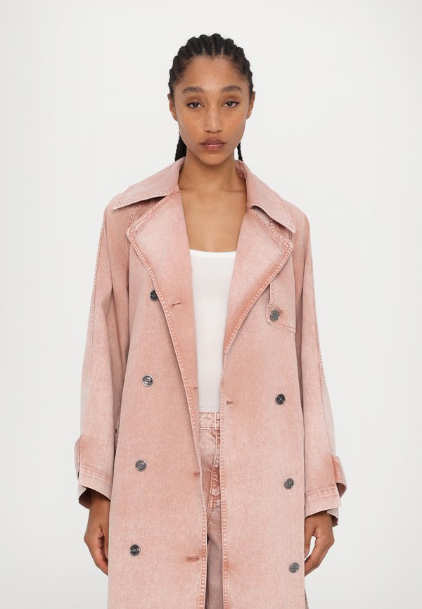 Trenchcoat - rosewater2