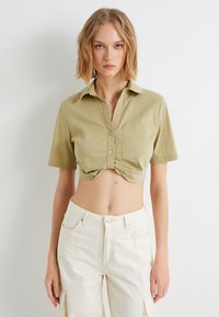 Koton SHORT SLEEVE CROP - Blusa - green